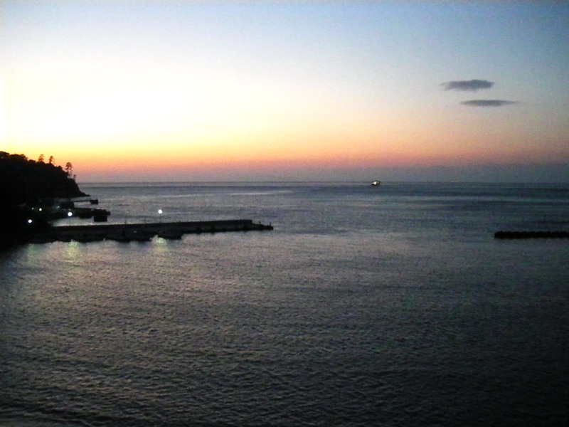 土肥温泉の宿から'0810