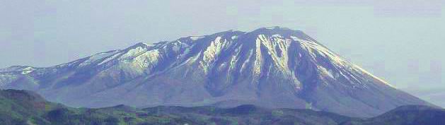 “ふるさとの山”岩手山